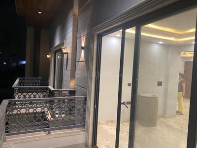 Balcony Image of 2750 Sq.ft 4 BHK Builder Floor for sale in Mansarover Garden New Delhi for Rs. 46000000