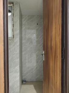 Common Bathroom Image of 1095 Sq.ft 2 BHK Apartment / Flat for sale in Arenaa Heights The Ultima 107, Sector 104 Noida for Rs. 6503000