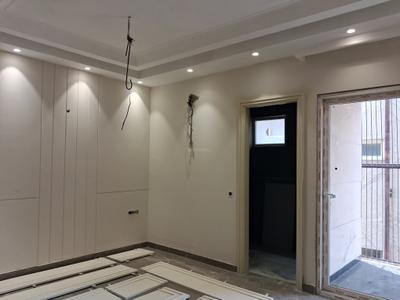 Bedroom Image of 2700 Sq.ft 4 BHK Builder Floor for sale in Paschim Vihar New Delhi for Rs. 60000000
