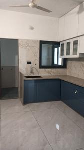 Kitchen Image of 1200 Sq.ft 3 BHK Apartment / Flat for rent in Yash Complex, Gotri Vadodara for Rs. 40000