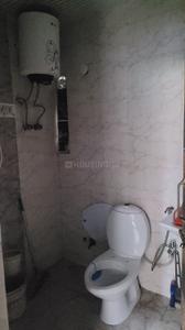 Bathroom Image of 1400 Sq.ft 3 BHK Apartment / Flat for sale in Sector 62 Noida for Rs. 13500000