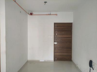 Living Room Image of 500 Sq.ft 1 BHK Apartment / Flat for sale in Hiranandani Regent Hill A B C D And E Wing, Powai Mumbai for Rs. 18500000