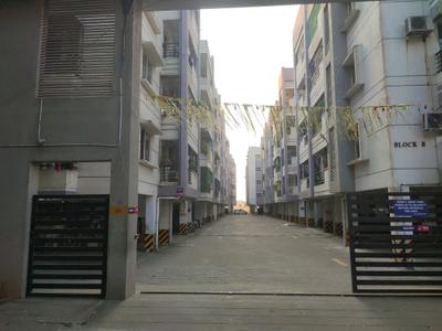 Building Image of 1000 Sq.ft 2 BHK Apartment / Flat for sale in VGN Southern Avenue, Kattankulathur Chennai for Rs. 4500000