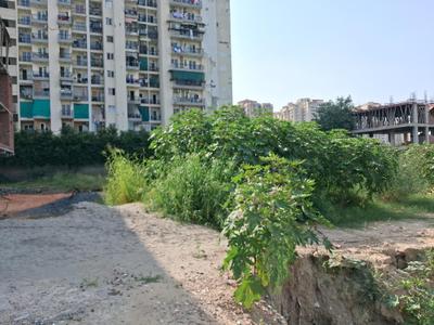 Image of 900 Sq.ft Residential Plot / Land for sale in Sector 76, Noida for Rs. 16100000