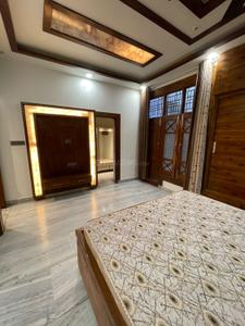Bedroom Image of 5000 Sq.ft 5 BHK Independent House for rent in Channi Himmat Jammu for Rs. 95000