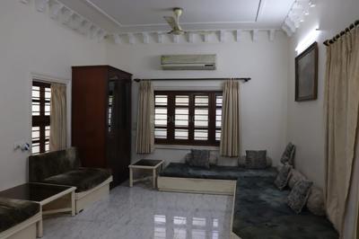 Hall Image of 2970 Sq.ft 5 BHK Villa for sale in Satellite Ahmedabad for Rs. 225100000