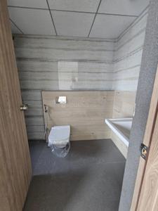 Bathroom Image of 1050 Sq.ft 2 BHK Apartment / Flat for sale in Kumar Parc Residences A1, Hadapsar Pune for Rs. 15000000