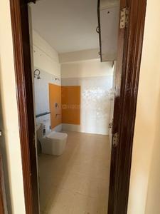 Bathroom Image of 1800 Sq.ft 3 BHK Apartment / Flat for rent in Ansals Woodbury, Utrathiya Zirakpur for Rs. 21000
