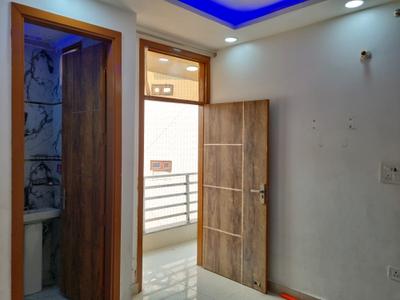 Bedroom Image of 1000 Sq.ft 3 BHK Apartment / Flat for rent in Vikram Builder Floors by Vikram Properties And Builder, Nawada New Delhi for Rs. 18500