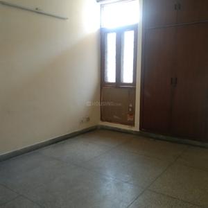 Bedroom Image of 1600 Sq.ft 3 BHK Apartment / Flat for rent in Bathal apartment, Patparganj New Delhi for Rs. 42000