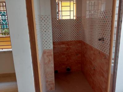 Bathroom Image of 900 Sq.ft 2 BHK Builder Floor for sale in Baranagar Kolkata for Rs. 4600000