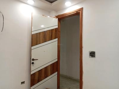 Bedroom Image of 1000 Sq.ft 3 BHK Builder Floor for sale in Govindpuri New Delhi for Rs. 7400000