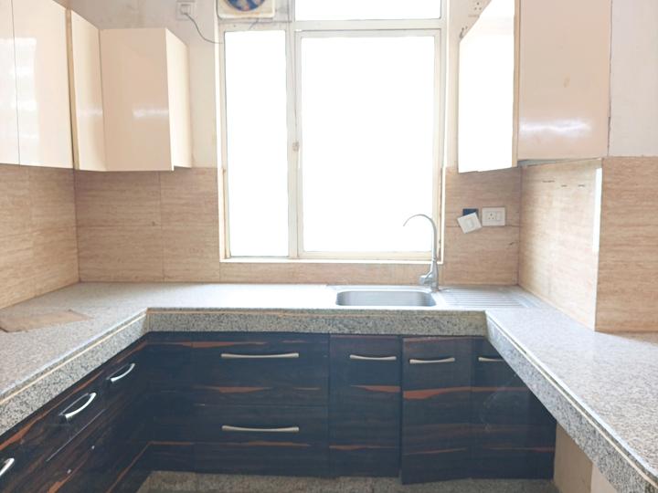 Raheja Vedaanta Main Image 1