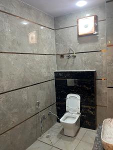 Bathroom Image of 1000 Sq.ft 3 BHK Builder Floor for sale in Pitampura New Delhi for Rs. 9000000
