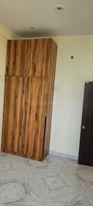 Bedroom Image of 1800 Sq.ft 5 BHK Independent House for rent in Paharia Varanasi for Rs. 25000