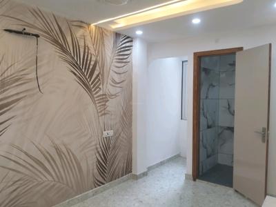 Bedroom Image of 1350 Sq.ft 3 BHK Apartment / Flat for sale in Vikaspuri New Delhi for Rs. 17500000