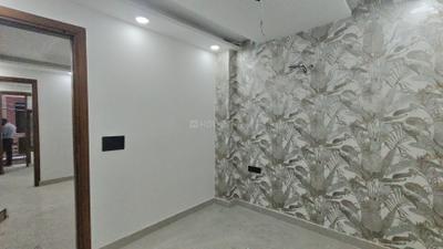 Bedroom Image of 560 Sq.ft 2 BHK Builder Floor for sale in Govindpuri New Delhi for Rs. 6000000