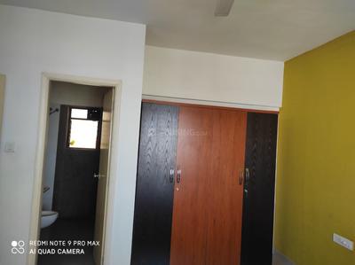 Bedroom Image of 1000 Sq.ft 2 BHK Apartment / Flat for rent in Kalpataru Serenity, Hadapsar Pune for Rs. 28000