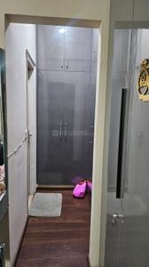 Bathroom Image of 2870 Sq.ft 4 BHK Apartment / Flat for sale in Indiabulls Centrum Park, Sector 103 Gurgaon for Rs. 28000000