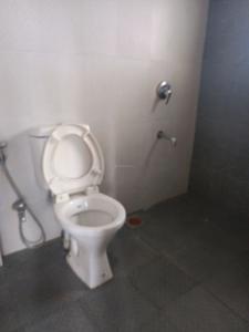 Bedroom Two Image of 1050 Sq.ft 2 BHK Apartment / Flat for rent in Kumar Purab A3 Building, Hadapsar Pune for Rs. 35000