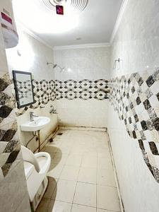 Image of 870 Sq.ft 2 BHK Builder Floor for rent in Sector 69, Gurgaon for Rs. 29800