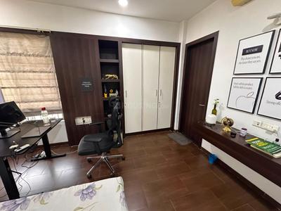 Bedroom Image of 1200 Sq.ft 3 BHK Apartment / Flat for sale in Lodha Luxuria Priva, Thane West Thane for Rs. 25900000