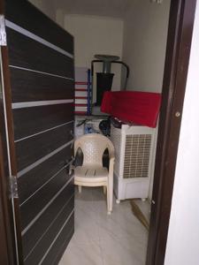 Bathroom Image of 2100 Sq.ft 4 BHK Builder Floor for rent in Jamna Puri Jaipur for Rs. 20000