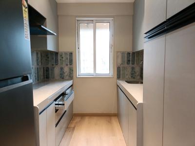 Kitchen Image of 380 Sq.ft 1 BHK Apartment / Flat for sale in Avant Hillway, Malad East Mumbai for Rs. 9900022