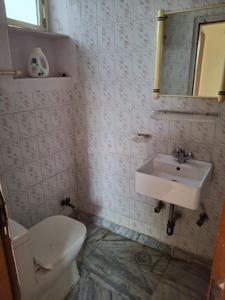 Image of 800 Sq.ft 2 BHK Apartment / Flat for sale in Kanchanchanga Apartments, Patparganj, New Delhi for Rs. 13000000