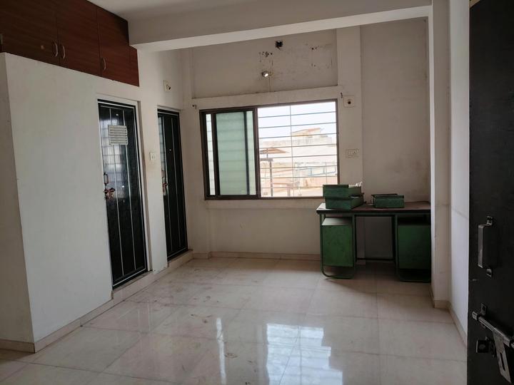 ILa society Main Image 1