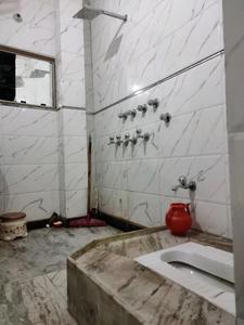 Common Bathroom Image of 1350 Sq.ft 4 BHK Builder Floor for sale in Daryaganj New Delhi for Rs. 8000000
