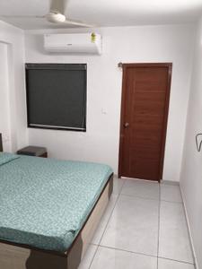 Bedroom Image of 1100 Sq.ft 2 BHK Apartment / Flat for sale in Bodakdev Ahmedabad for Rs. 7000000