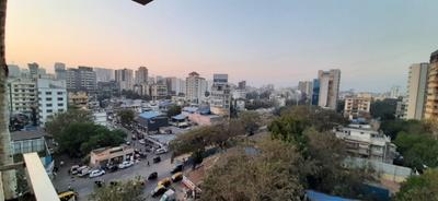 Balcony Image of 890 Sq.ft 2 BHK Apartment / Flat for sale in Khar West Mumbai for Rs. 32500000
