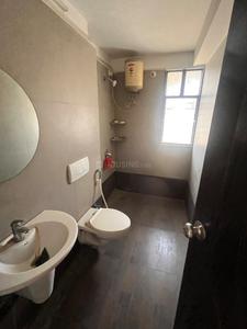 Bathroom Image of 2200 Sq.ft 4 BHK Apartment / Flat for rent in BCM Paradise, Nipania Indore for Rs. 55000