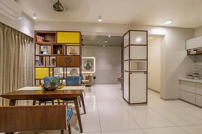 Hall Image of 1250 Sq.ft 3 BHK Apartment / Flat for sale in Shreenath Shaligram, Atladara Vadodara for Rs. 5300000