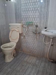 Image of 860 Sq.ft 1 BHK Builder Floor for rent in New Malakpet, Hyderabad for Rs. 16000