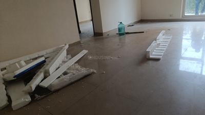 Living Room Image of 1200 Sq.ft 3 BHK Apartment / Flat for sale in Gardenia Golf City Phase 4, Sector 75 Noida for Rs. 11240000