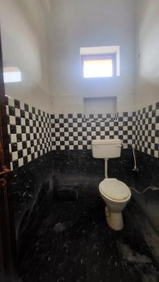Bathroom Image of 800 Sq.ft 1 BHK Independent House for rent in Maharana Pratap Nagar Jhansi for Rs. 4000