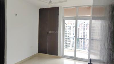 Bedroom Image of 1100 Sq.ft 2.5 BHK Apartment / Flat for sale in Amrapali Silicon City, Sector 76 Noida for Rs. 12300000