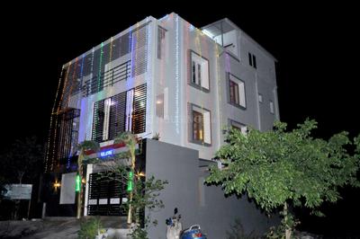 Building Image of 3000 Sq.ft 5 BHK Independent House for sale in Varadharajapuram Chennai for Rs. 17500000