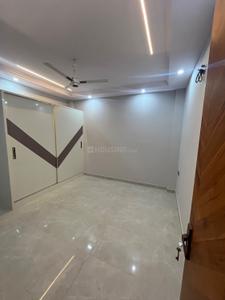 Hall Image of 1000 Sq.ft 3 BHK Builder Floor for sale in Pitampura New Delhi for Rs. 9000000