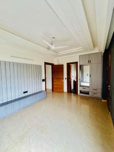 Bedroom Image of 2700 Sq.ft 3 BHK Builder Floor for rent in HUDA Plot Sector 38, Sector 38 Gurgaon for Rs. 56000