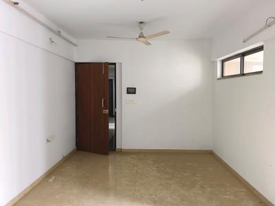Living Room Image of 1000 Sq.ft 3 BHK Apartment / Flat for rent in Lodha Palava Estela H I J, Palava Phase 2 Thane for Rs. 16000
