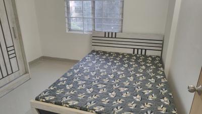 Bedroom Image of 571 Sq.ft 1 BHK Apartment / Flat for rent in Amanora Park Town, Hadapsar Pune for Rs. 29000