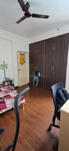Bedroom Image of 944 Sq.ft 2 BHK Apartment / Flat for sale in Jaypee Kosmos, Sector 134 Noida for Rs. 7500000
