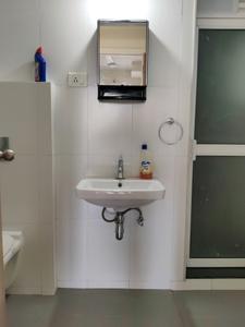 Common Bathroom Image of 1040 Sq.ft 2 BHK Apartment / Flat for rent in Soham Tropical Lagoon, Kasarvadavali Thane for Rs. 50000