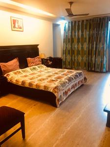 Bedroom Image of 7800 Sq.ft 6 BHK Independent House for sale in Maharani Bagh New Delhi for Rs. 420000000