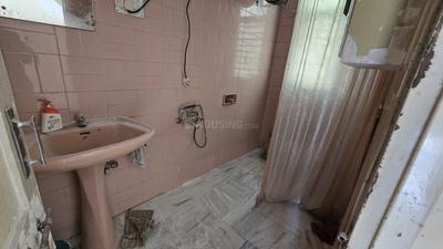 Bathroom Image of 1800 Sq.ft 3 BHK Independent House for rent in Mahesh Society, Bibwewadi Pune for Rs. 40000