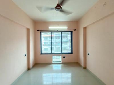 Living Room Image of 650 Sq.ft 1 BHK Apartment / Flat for sale in Dahisar West Mumbai for Rs. 10000000