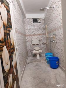 Bathroom Image of 1200 Sq.ft 3 BHK Builder Floor for sale in Behala Kolkata for Rs. 2800000